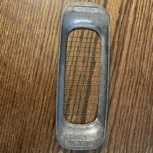 VTG HEUCK BUTTER CUTTER SLICER ALUMINUM WIRE BLADES CUTS IN PATS USA 7.25"